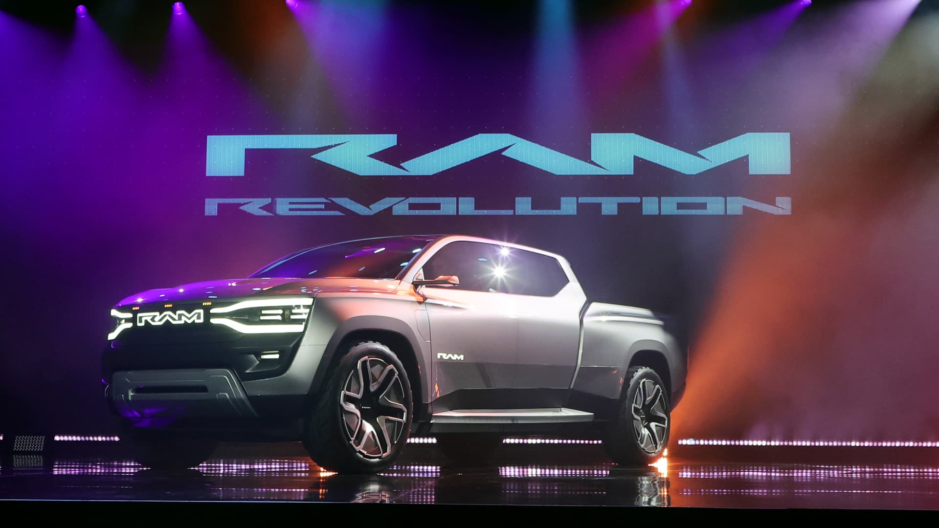 Stellantis delays Ram electric pickup trucks until 2025