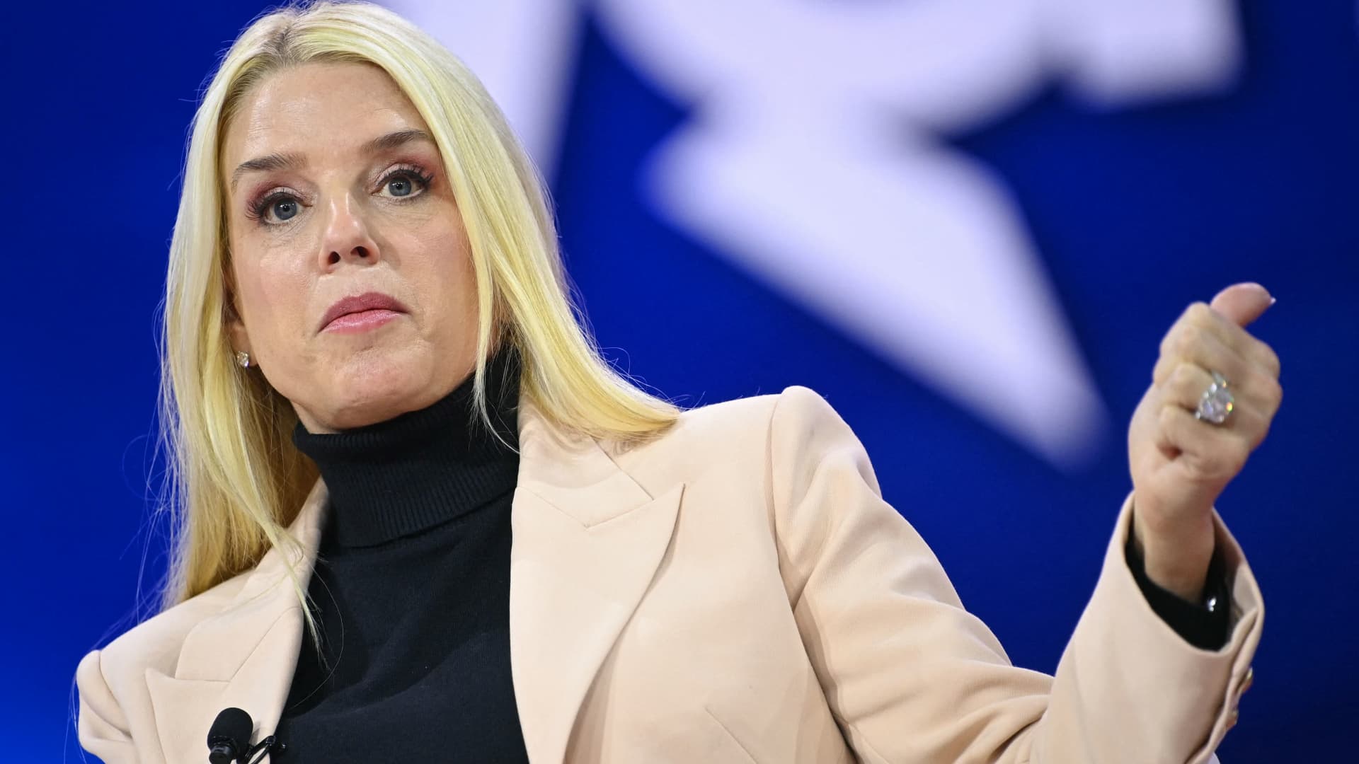 Trump announces Pam Bondi as new attorney general hours after Matt Gaetz steps down