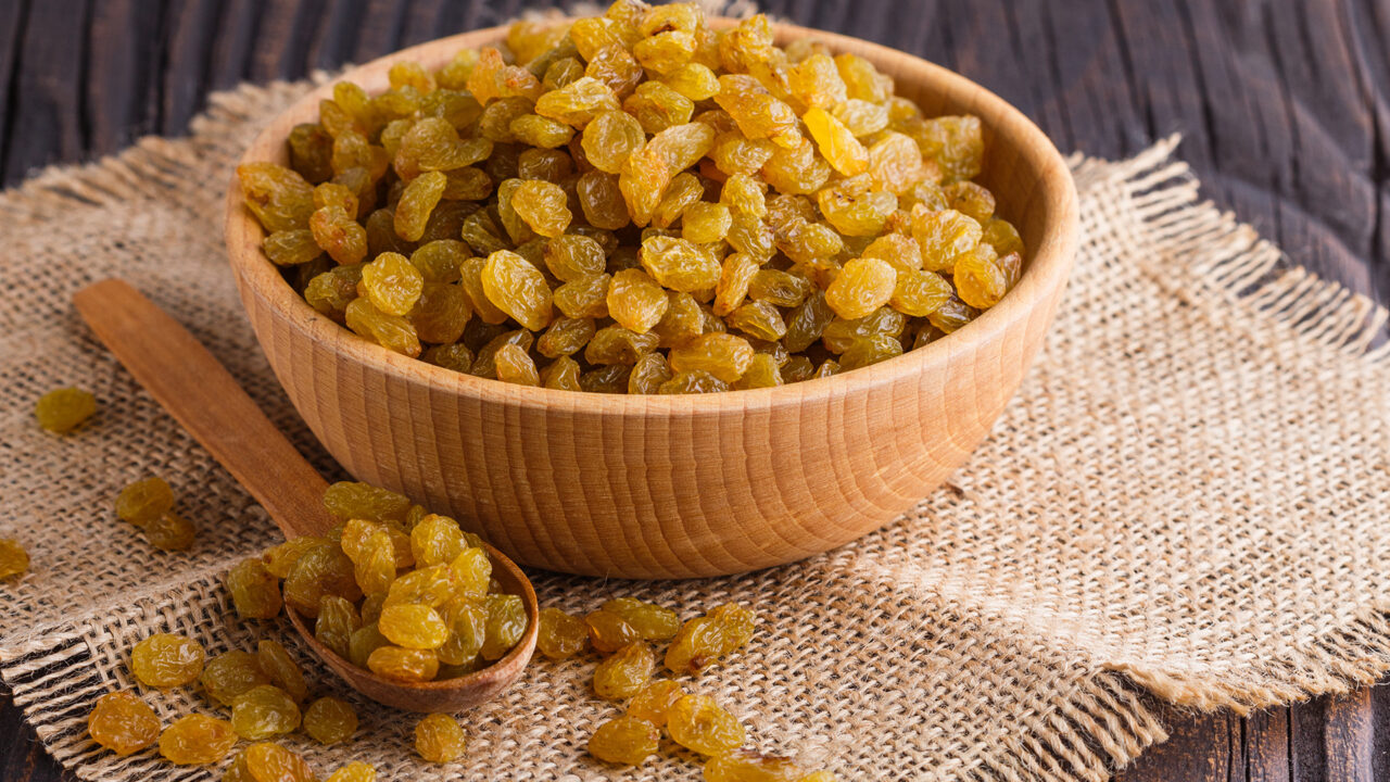 From ancient Egypt to modern kitchens .. Here are the amazing benefits of raisins Lifestyle